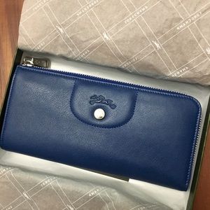 New in box Longchamp wallet